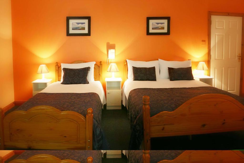 Mccarthy'S Lodge B&B Westport Szoba fotó