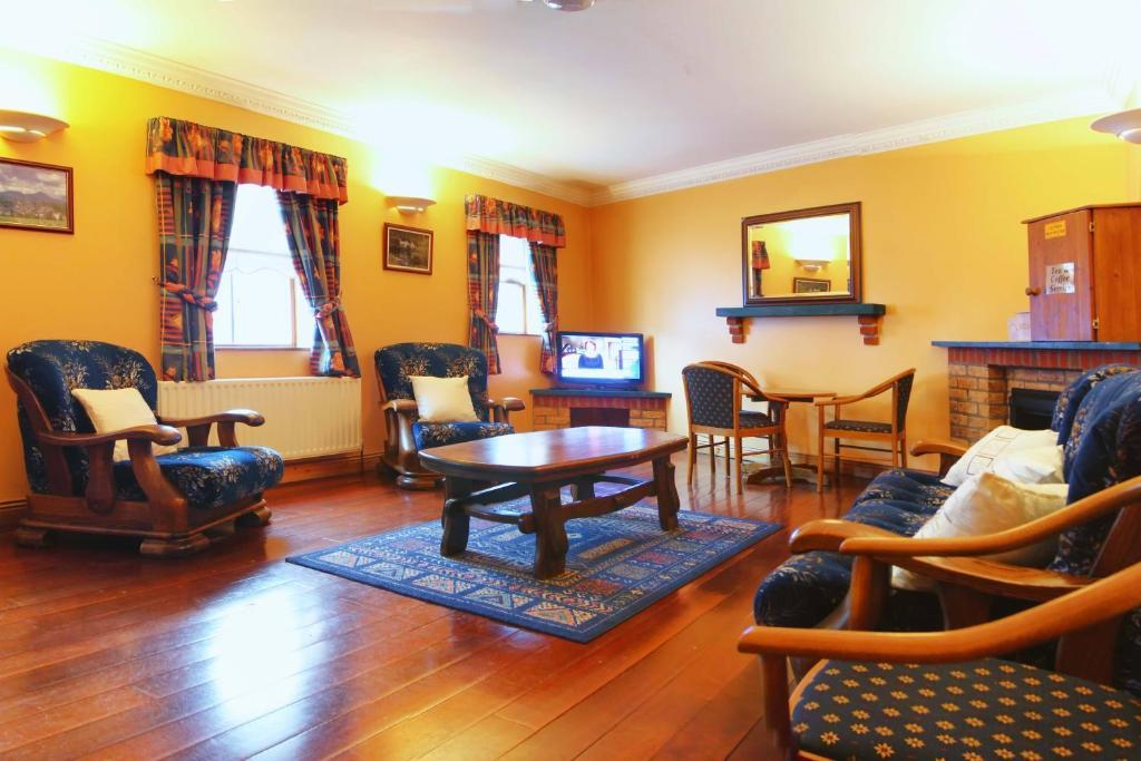 Mccarthy'S Lodge B&B Westport Kültér fotó